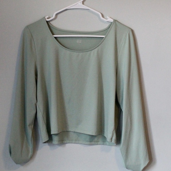 American Eagle green long sleeve crop top - Picture 1 of 4